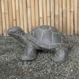 Artikelbild 3 des Artikels “Schildkröte, 62 cm L | Steinguss, handgefertigt & gefärbt “